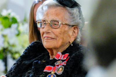 Ingen medlemmer av Storbritannias kongefamilie vil delta i prinsesse Astrids gravferd