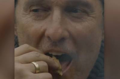 Her spiser  superstjernen  testikler i Norge