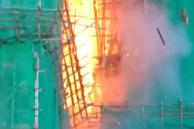 Tre pågrepet etter døds­brannen: Her er teoriene