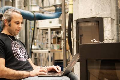 Vedfyring: Hvor store er egentlig fordelene?