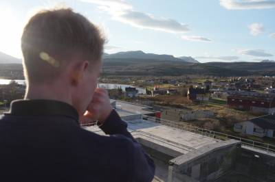 Eitt år sidan skulen brann ned: – Som på film