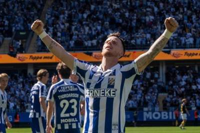 Tobias Heintz som i likhet med Erik Botheim ikke blir med til VM leverte firemålsshow