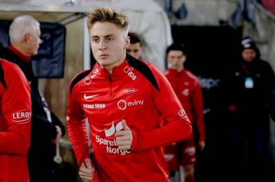 Brann tar grep før Hellas-kamp - hasteinnkaller unggutt fra lån
