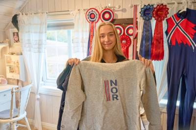 Arly Karlsen til Viktoria Viseklubb