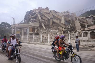11 år gammel gutt reddet tre dager etter jordskjelvene i Venezuela