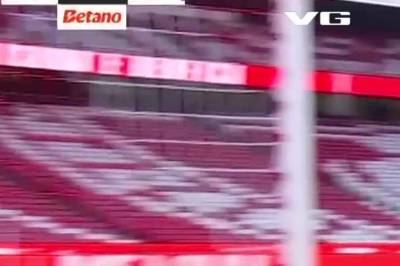 1-0: Pavlidis, Benfica