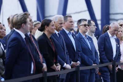 Minnemarkering etter 22. juli i regjeringskvartalet