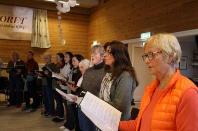 «Alt» blir lagt ned rundt dei, men desse berre veks