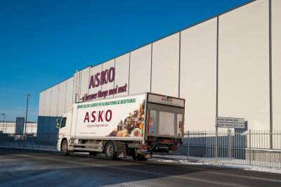 Krever lojalitet – professor reagerer