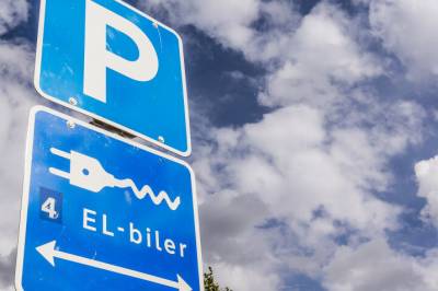 Danskene tar oss igjen