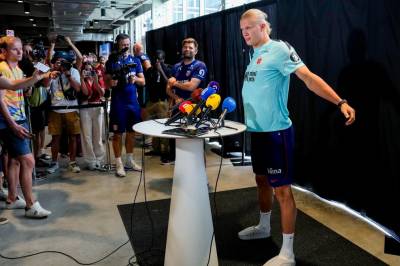 Fullt kaos da Haaland møtte pressen: – Et leven
