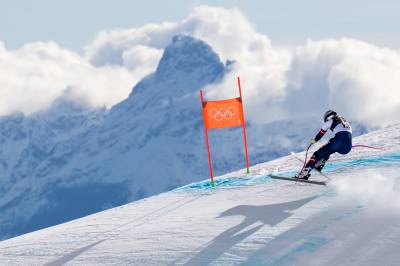 Triste bilder: Lindsey Vonn med stygt fall i OL-utforen 