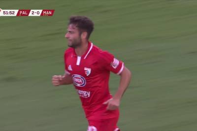 Francesco Ruocco med mål mot Palermo