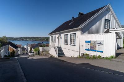 Selger Thor Heyerdahls barndomshjem: – Burde være et sted som alle i Larvik by kan besøke