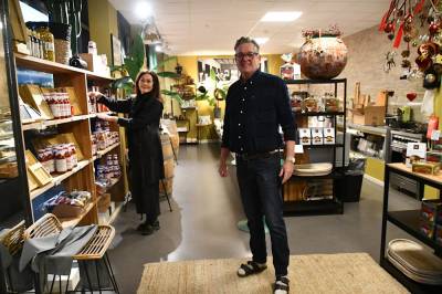 width=device-width, initial-scale=1