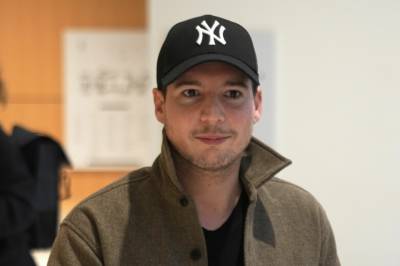 Opphever beskyttelse av City-varsleren