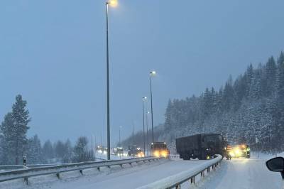 Militærkolonne mistet kontroll på glattisen