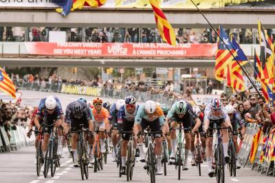 Volta a Catalunya: Vingegaards første seier, Brady Gilmores første etappe