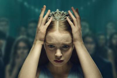 Se traileren til TV-serien «Carrie»