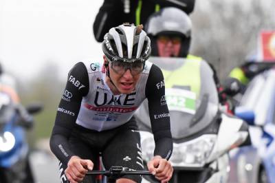 Tadej Pogačar sikter mot sin første Paris-Roubaix-seier denne uken og en monumentseier i 2026