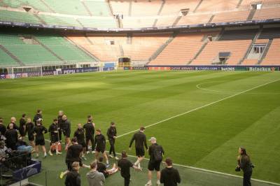 Venter 70.000 på tribunen i Milano