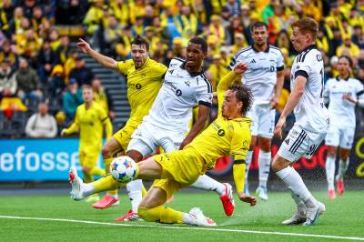 Scorer oftere enn Høgh: – Skal være førstevalg i Champions League