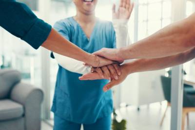 Ansatte og ledere i helsevesenet er uenige om mye, men én ting er de enige om