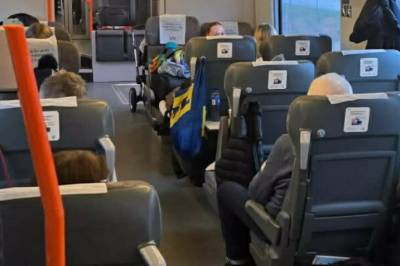 Togfaste i åtte timer: - Lei