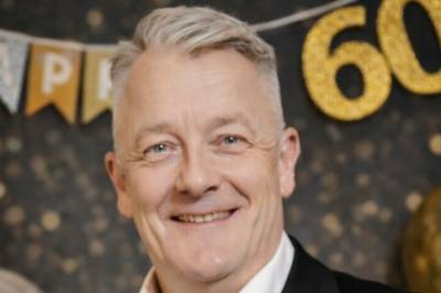 Overraskende feiring med sønnene