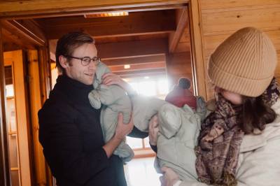 Mange foreldre er som «forvokste unger», mener filosofen