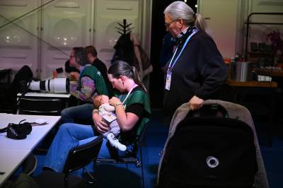 Fotografens VM-liv med baby-Live: – Går helt supert