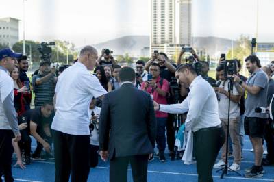 Absurd oppladning: Måtte reise over 40 timer for én kamp