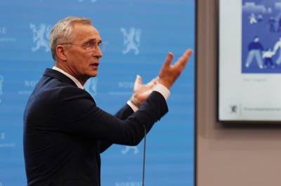 Stoltenberg: – En verden preget av mer usikkerhet enn på mange tiår