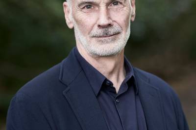 Tre av fire nordmenn bruker reseptmedisiner. Nå advarer professor: De fleste medisiner virker langt mindre enn du tror