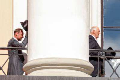 Det er snart hans tur til å velge