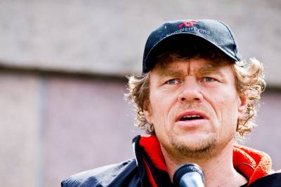Slo full alarm for villreinen – nå avsløres NRKs drone-planer