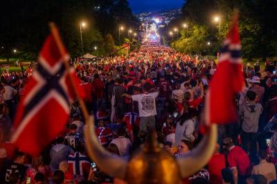 En halv million nordmenn spilte på Norge–England