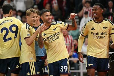 Kanonscoring og keeper-storspill da Arsenal vant igjen