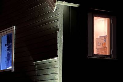 Mann i avhør etter uventet dødsfall: – Siktede erkjenner ikke straffskyld