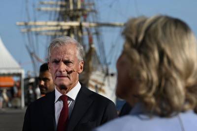 Støre: – Det berører meg sterkt at Kongens helse nå er forverret