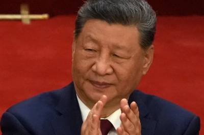 Xi hadde allerede grunn til å være fornøyd med Trump. Nå får han enda større grunn til å glise.