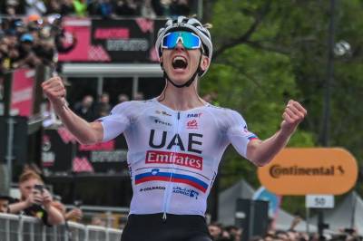 Tadej Pogačar vinner igjen i Tour de France og utvider sin største ledelse noensinne på denne etappen av rittet