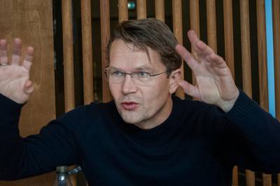 Vi har gått fra å være vikinger til å bli veikinger, mener Martin Bech Holte. – Vi må kjempe med oss selv. Det skaper ekte lykkefølelse, sier han.