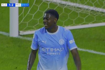 Divin Mubama med scoring for Manchester City