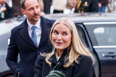 NRK: Kronprin­sesse Mette-Marit uteblir fra stats­besøk neste uke – er blitt dårli­gere