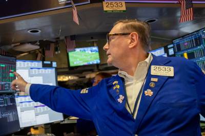 KI-feberen fortsetter å prege Wall Street