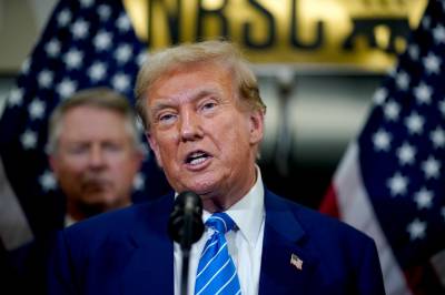Wall Street faller etter at Sentatet vedtok skattelov
