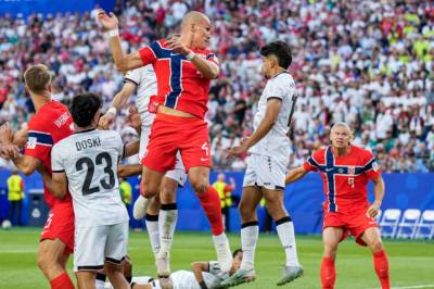 Vi vet dette høres arrogant ut: En billett til fotball-VM er ingen menneskerett
