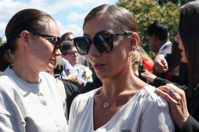 Hundrevis av unge jenter kunne vært reddet: – Myndighetene sviktet ofrene