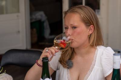 Silje (21) kan ikke drikke alkohol lenger